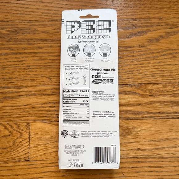 Harry Potter Warner Bros. Character PEZ Dispenser - Brown and Black - Picture 6 of 9